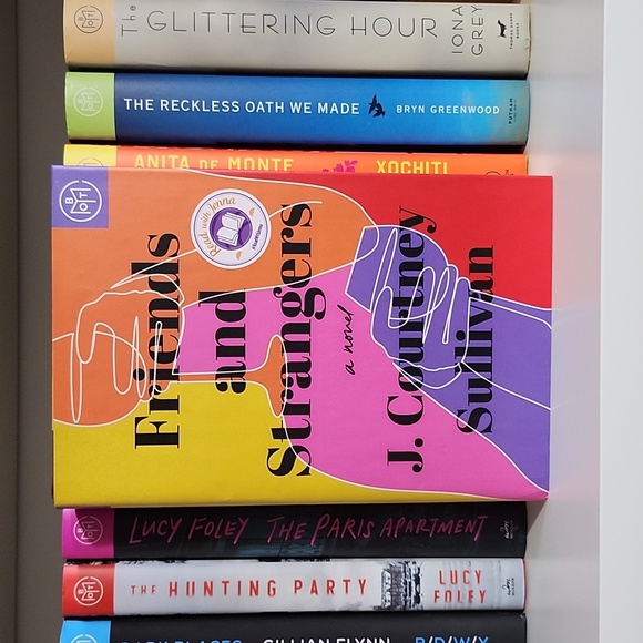 3/$15! Friends and Strangers by J. Courtney Sullivan Book of the Month Edition - Picture 1 of 1